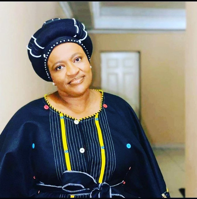 Dr Lusanda Mcinga